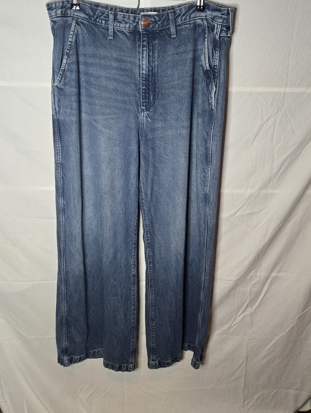 Wide-Leg Wranglers Bareback Jeans